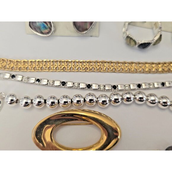 Vintage to Modern Napier Jewelry Lot Bracelets Earrings Necklaces Brooch - Picture 11 of 16